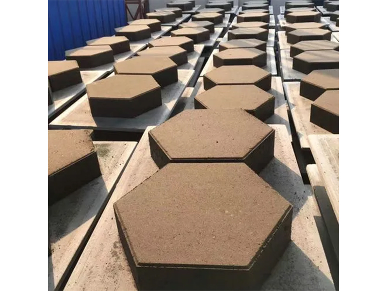大業(yè)UHPC構(gòu)件護(hù)坡磚
